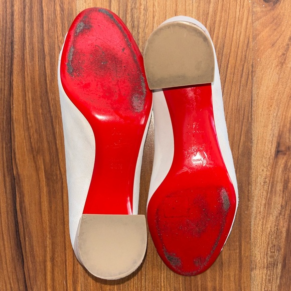 Christian Louboutin Miss Duvette Leather Pumps (Leche, 39.5) - Picture 3 of 3